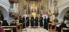 Kněžská gregoriánská schola podpořila Cestu 121